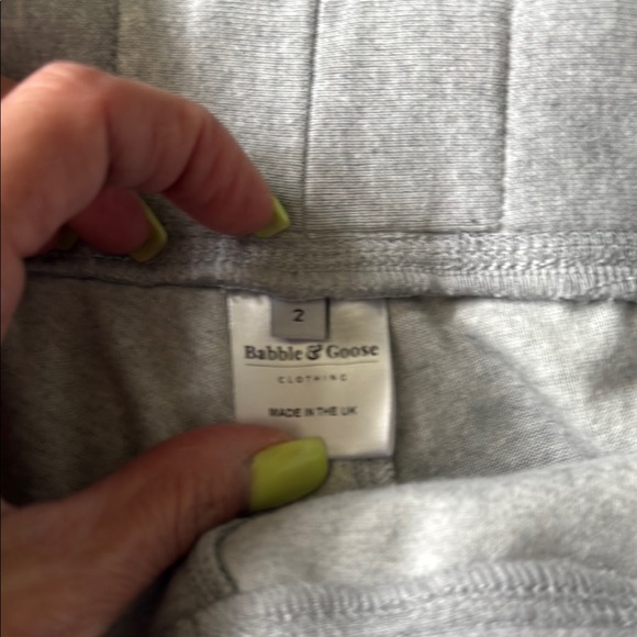 Babble and Goose Gray Track Pants with Pink Stars - Picture 5 of 6